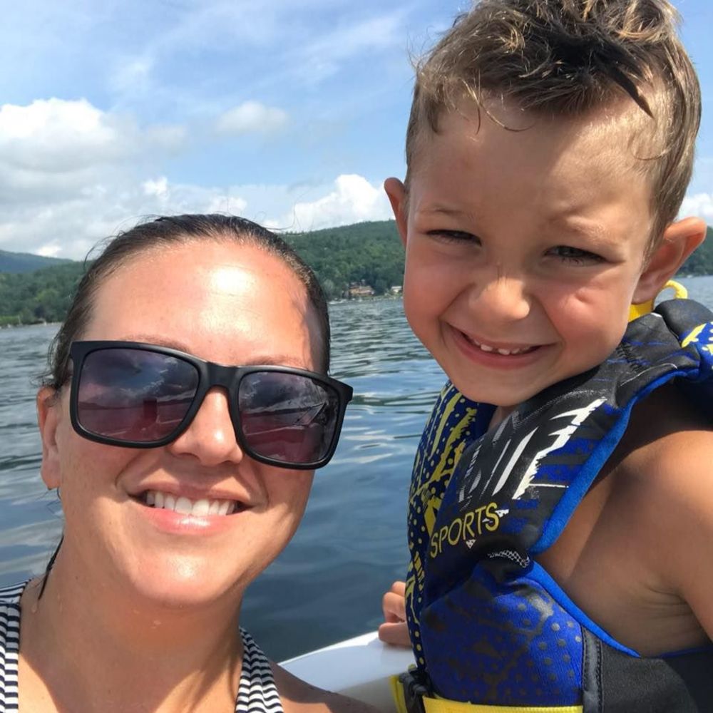 Meet your Posher, Danielle